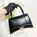 BALENCIAGA 亮牛皮 沙漏包 XS_3