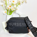 BURBERRY 素黑尼龍斜背包