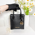 MICHAEL KORS MK MERCER 迷你琴譜包 黑_3