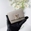 LV CAPUCINES XS 迷你三折短夾_5