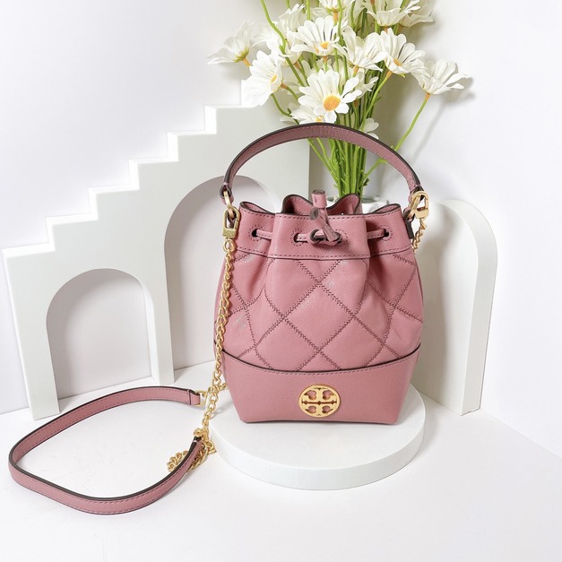 TORY BURCH TB 菱格水桶 粉