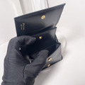 PRADA 對開短夾 黑金_6
