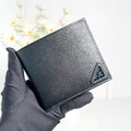 PRADA 十字紋皮革錢包 零錢袋 黑_4