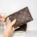 LOUIS VUITTON LV TOILETRY POUCH ON CHAIN 手拿子母包_5