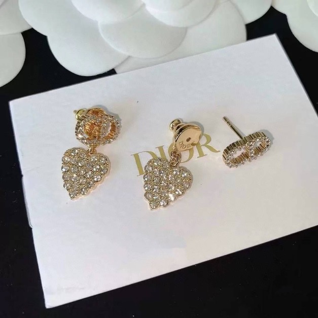 DIOR 滿鑽愛心耳環