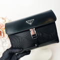 PRADA 再生尼龍和皮革橫式手機包_1