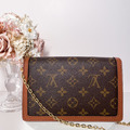 LOUIS VUITTON LV DAUPHINE 鏈帶WOC_1