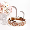 LOEWE Anagram 提花小牛皮寬背帶 焦糖棕_6