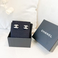 CHANEL 經典雙C耳環 銀