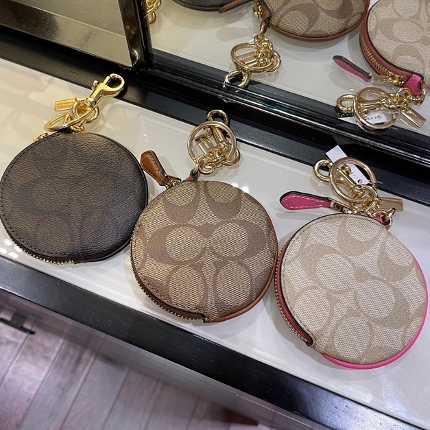 COACH 圓形零錢包