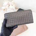 BOTTEGA VENETA BV 小編織拉鍊長夾 深咖