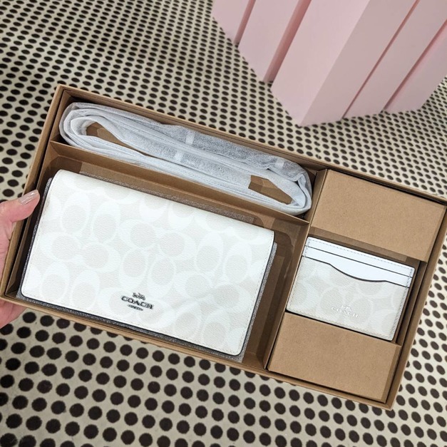 Coach woc+卡夾禮盒