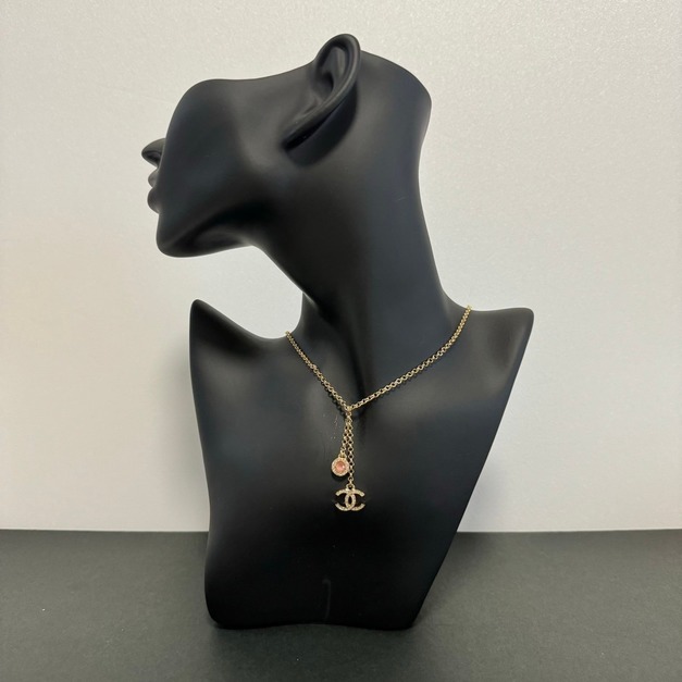 CHANEL 23B復古粉鑽垂墜項鍊