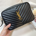 YSL LOU絎縫皮革相機包_1