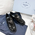 PRADA Chocolate漆皮無帶便鞋