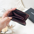 CHANEL 新款L型零錢包 黑金牛_3