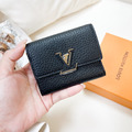LV Capucines XS 迷你三折短夾_1