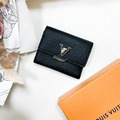 LV Capucines XS 迷你三折短夾