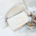 COACH NOLITA19 C字麻將包 奶白