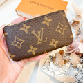 LV 經典老花鑰匙零錢包_1