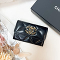 CHANEL 19 信封卡包 黑金羊皮