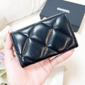 CHANEL 19 信封卡包 黑金羊皮_2