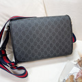 GUCCI GG老花翻蓋斜挎包