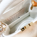 LV Capucines Mini 白_3