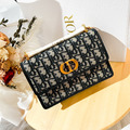 DIOR Miss Caro 迷你包