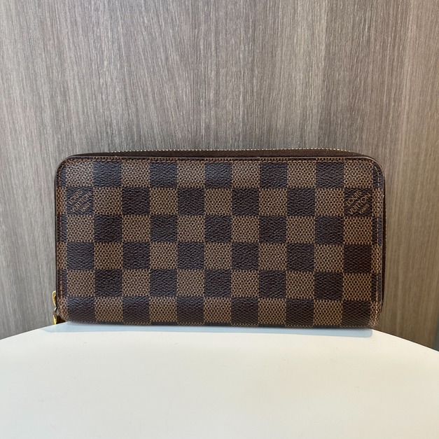 LV  棋盤格拉鍊長夾