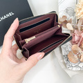 CHANEL ㄇ字拉鍊錢包 黑金牛_3