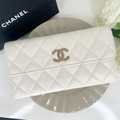 [二手] CHANEL 翻蓋長夾 白色荔枝牛皮