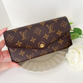 [二手] LV SARAH 信封長夾 內裡紅
