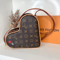[二手] LV 老花愛心斜背包