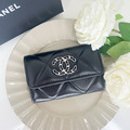 [二手] CHANEL19翻蓋羊皮零錢包 晶片款_1