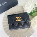 [二手] CHANEL 三折小羊皮卡包