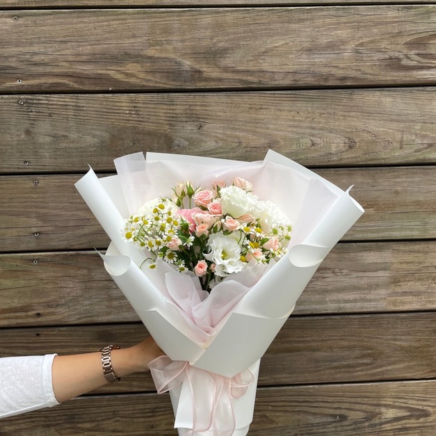 鮮花｜純潔花束