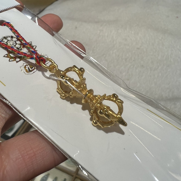 雙色鎏金金剛杵吊飾