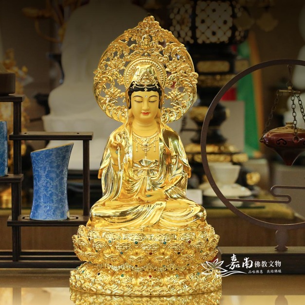 1尺貼金蓮座觀世音- 莊嚴法相・慈悲守護｜居家佛堂供奉首選