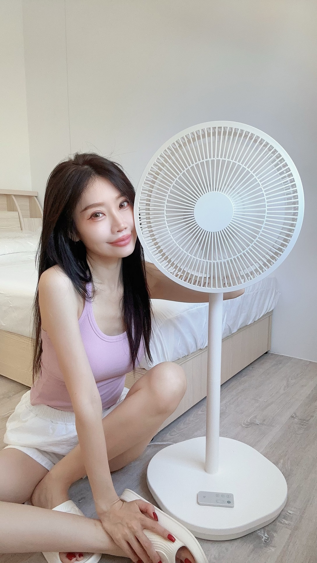 語葳指名的正負零自然風收納立扇