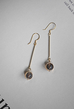 琉璃直槓垂吊耳環 Classic Glass Earrings