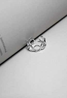 簡約簍空圓圈戒 Circle Ring