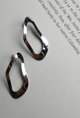 不規則彎曲融化耳環 Melted Earrings