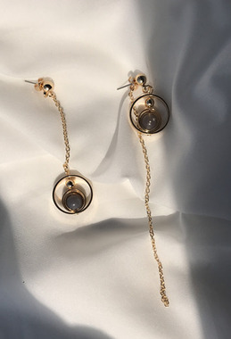 不對稱古典圓珠垂墜耳環 Classical Drape Earrings