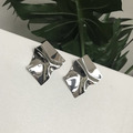 幾何皺摺曲面耳環 Wrinkled Earrings_1