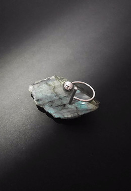 極簡不對稱T字光球戒 Simple Design Ring