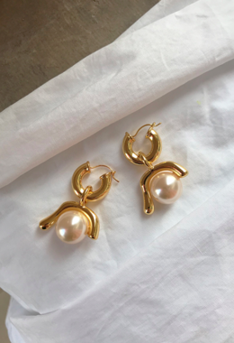 金屬珍珠天秤耳環 Pearl Libra Earrings