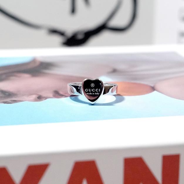 GUCCI Trademark 愛心戒指