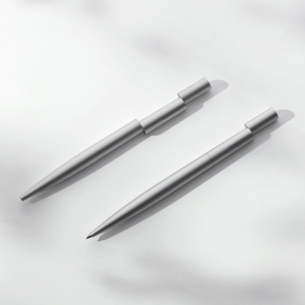 Align Twist 偏軸旋轉筆 . 銀色