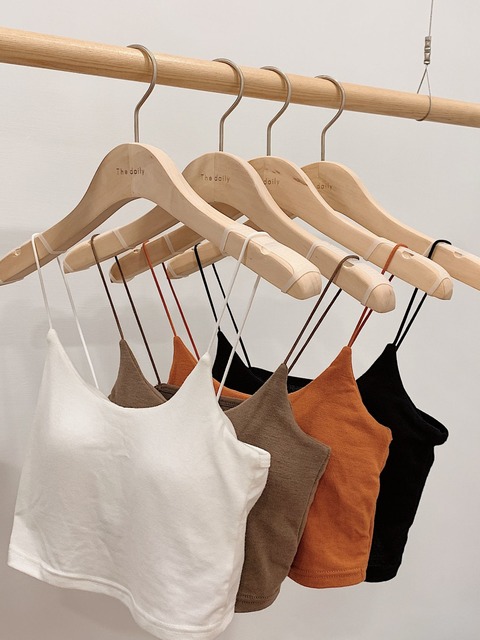 【兩件9折】【黑現貨】推薦必買胸墊細肩背心(三色) 20010015